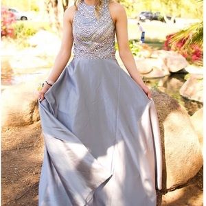 Grey/Silver Prom/Formal Dress